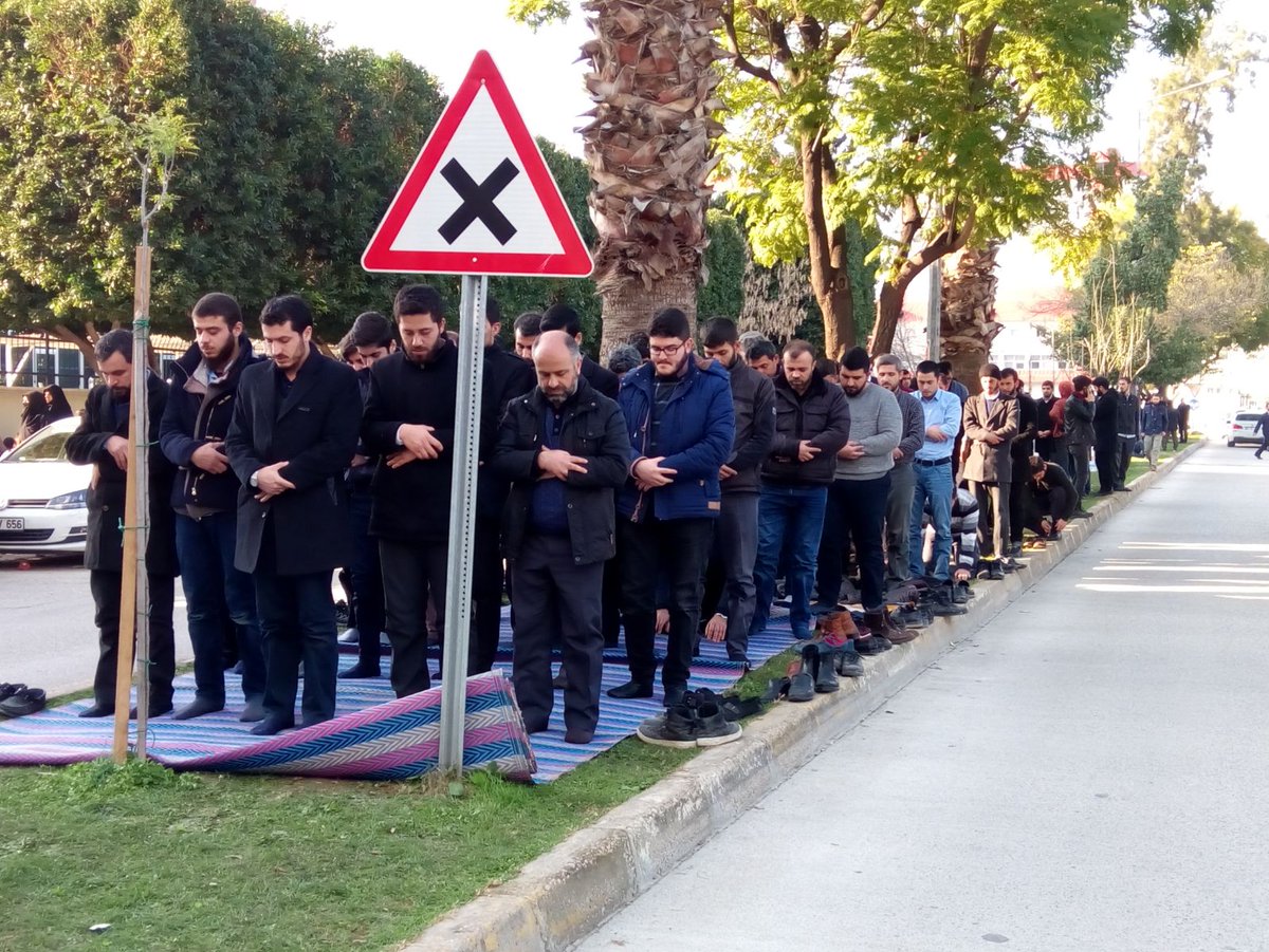 salihsehid's tweet photo. Ey iman edenler, sabırla ve namazla yardım dileyin. Gerçekten Allah, sabredenlerle beraberdir.
Bakara: 153

FurkanVakfına KaralamaKampanyası https://t.co/sxudSWrNRC