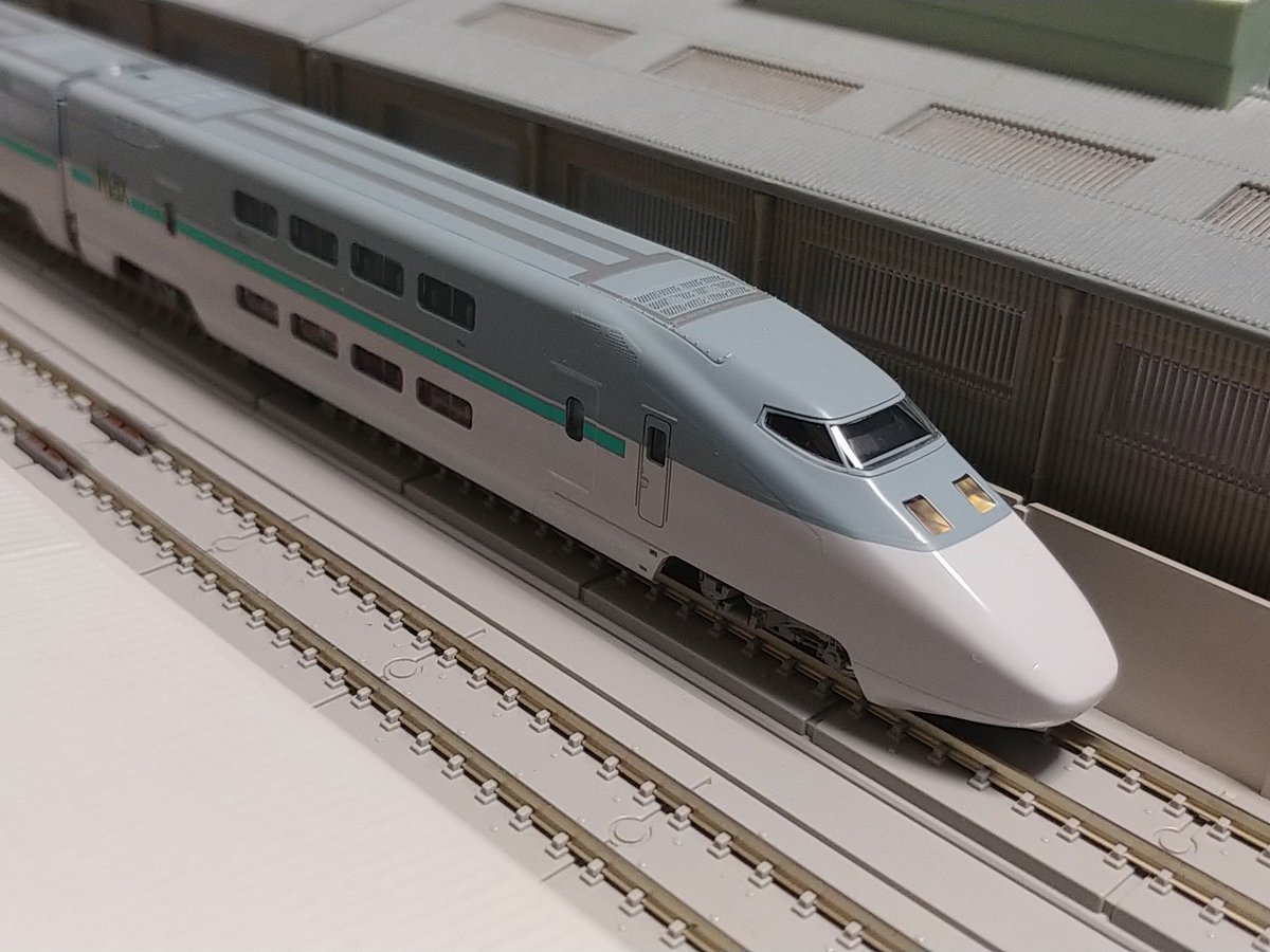 Tomix 98982 E1系新幹線旧塗装セットがようやく発売。 限定品ながらも