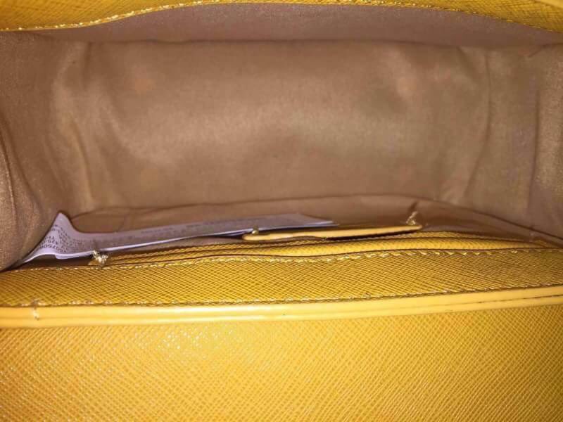 aand5566's tweet photo. เพิ่มรอบ10ใบ งานแบรนด์
ZARA CROSSBODY รุ่นยอดนิยมวัสดุหนัง Saffiano... https://t.co/V7gpGCnw3Q by #MalakMesrer via @ridder_co https://t.co/mfUI5vKrHp