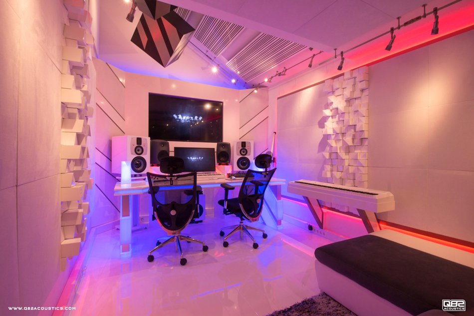 EveAudio's tweet photo. This month's most-read BeliEVEr story: #dj duo W & W #sc3010 #ts110 @Q82acoustics https://t.co/ZiuB0zzxMV https://t.co/MVaagvLSBU