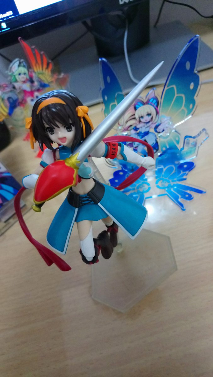 RFlame080105's tweet photo. 今日はfigma10周年の日ですか!?
「figma 涼宮ハルヒの戸惑い 超勇者ハルヒ SP-001」買いました、も10年ぐらい(2008/12/13買いました)
迸れ！　蒼き雷霆（アームドハルー）！！
我が敵を貫き滅ぼせ！！！
スパークカリバー！！！！
#涼宮ハルヒ #haruhi #maxfactory
#ガンヴォルト #gunvolt https://t.co/2kwhLIdtLY