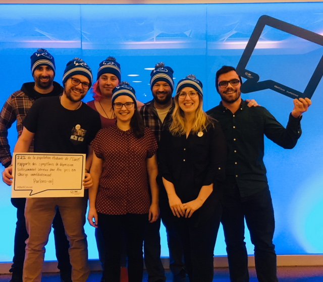 Aujourd'hui, c'est le temps d'inonder vos réseaux pour la journée <a href="/Bell_Cause/">Bell Cause</a> ! Partagez et visionnez leurs vidéos sur FB/Twitter/Instagram + utiliser leurs filtres sur FB/Snapchat. Le bureau exécutif de la #FAECUM le fait, à vous de jouer ! 💪#Umontreal #BellCause #CaVaUdeM