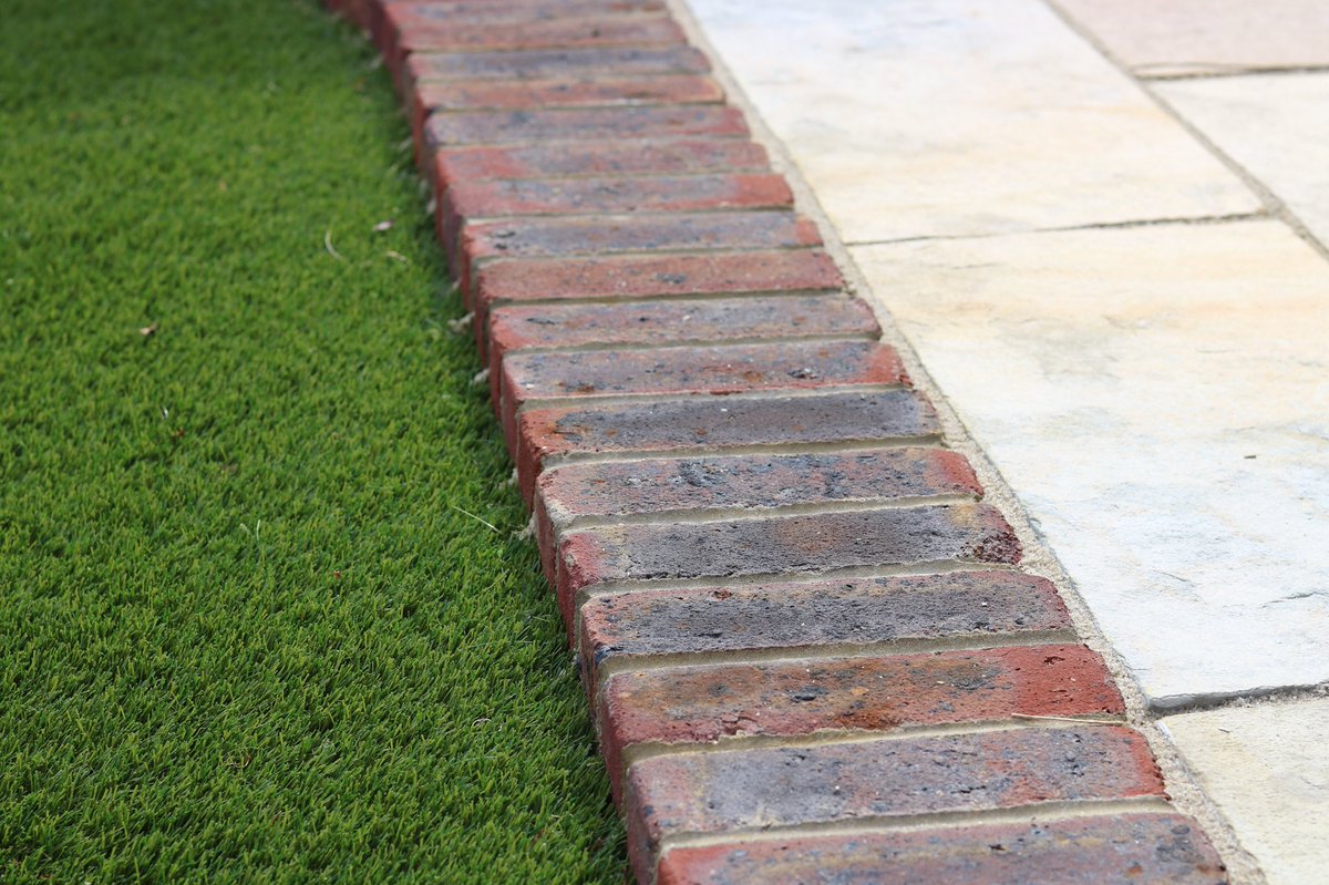 KeystonePaving's tweet image. Another fine installation using Morsica Cream Limestone supplied by @RockUniqueLtd