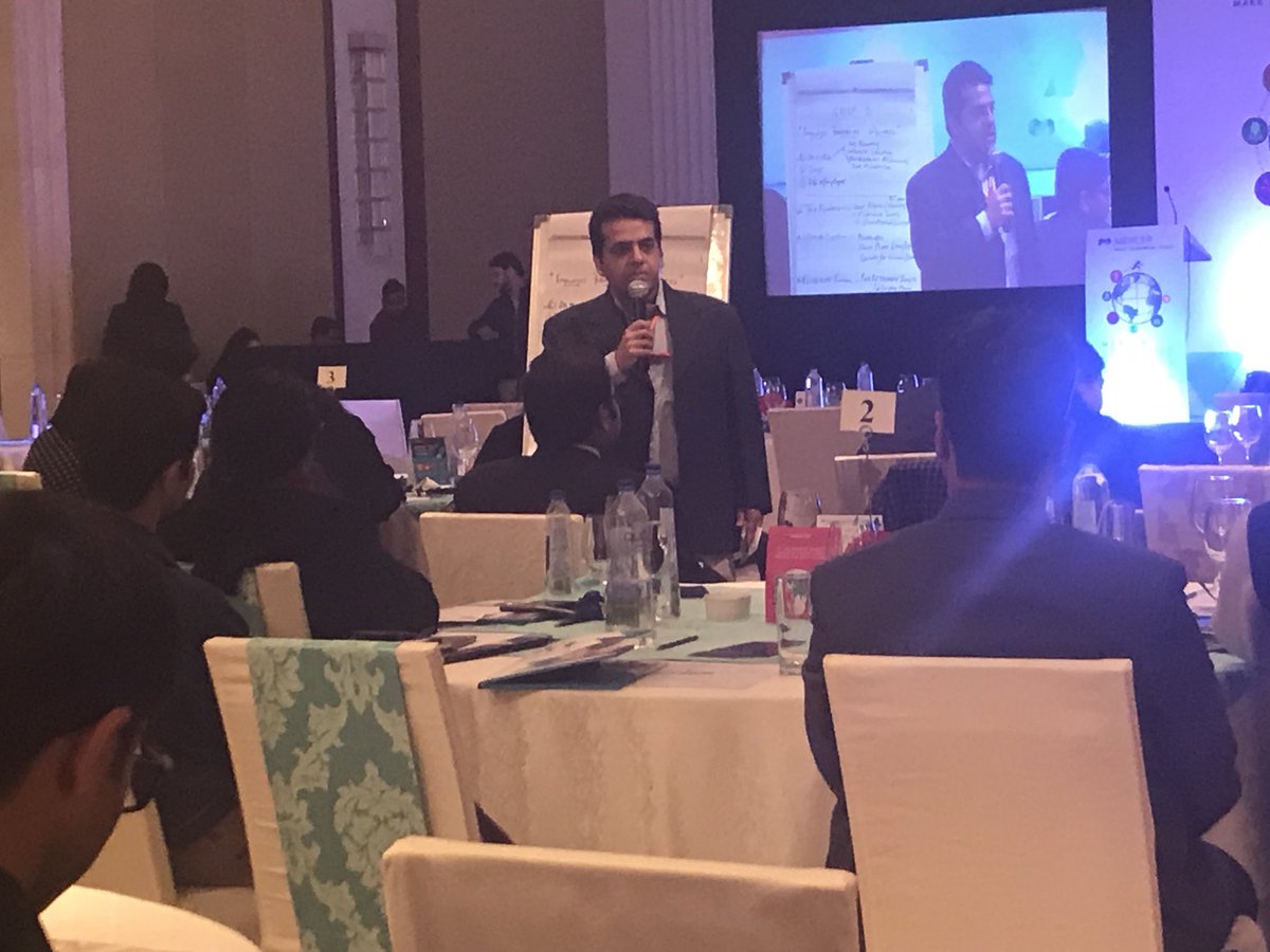 MercerSE2018's tweet photo. Vipin Arora, Compensation Director, Honeywell discusses on the financial wellness .. Does employer has a role ? #MercerSignatureEvent #RewardsConclave #MercerInIndia https://t.co/ZvBuDvINDt