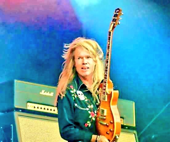 January 31
HAPPY BIRTHDAY, Mr. Adrian Vandenberg!!! 