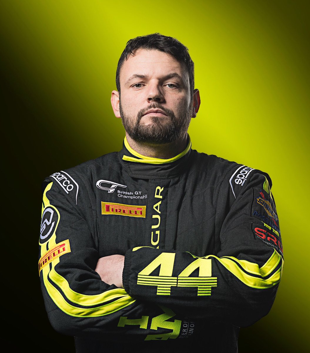 Meet the next driver of car 4️⃣4️⃣ and the most successful male athlete of the 2016 Invictus Games!!

Paul Vice, former 42 Commando Royal Marines. <a href="/commandovice/">Paul Vice MC</a> will race the second half of the season. Read Paul’s inspiring story here ▶️ invictusgamesracing.com/invictusgamesr… 🙌