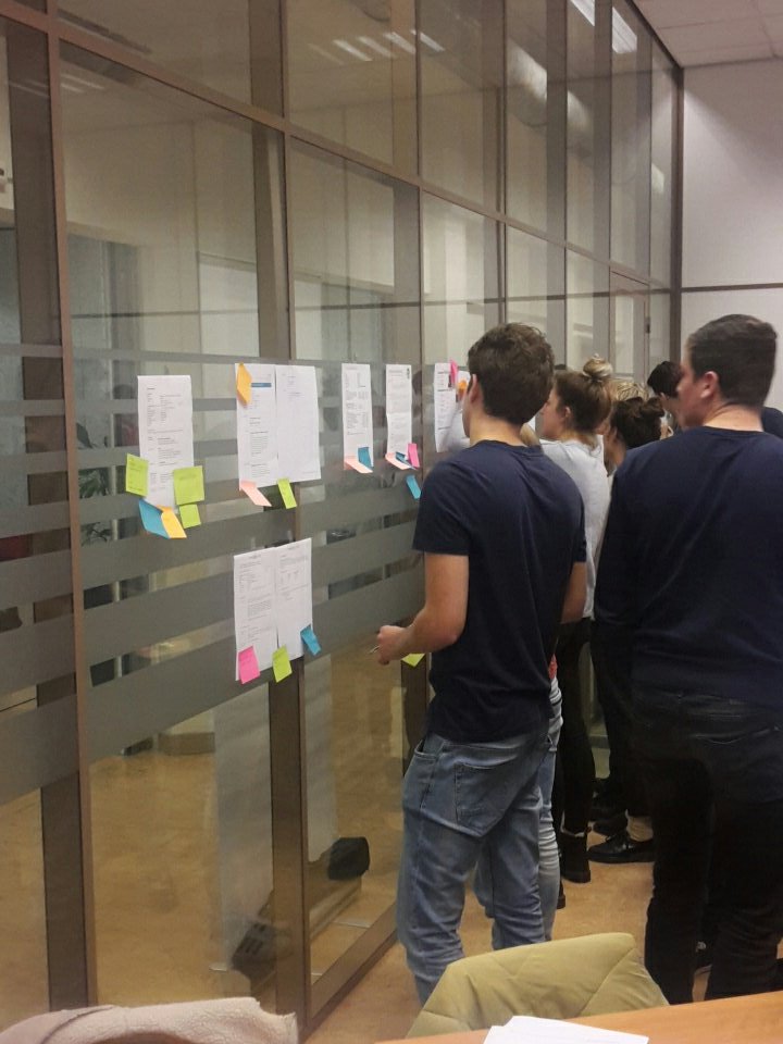 WAM studenten aan de slag met hun unieke CV voor het binnenslepen van een top stageplaats!