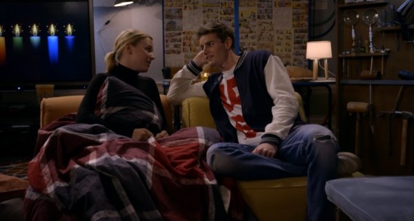 iheartkyra's tweet photo. 1x17 - Sophie Episode Screencaps: https://t.co/I99KqAinEN #hunterstreet #hunterst #Nickelodeon #maemaerenfrow #stonyblyden #daancreyghton #thomasjansen #kyrasmith #zoeharding https://t.co/qxtwoKXIfN