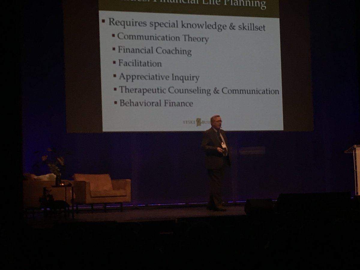rvandoormalen's tweet photo. Dr Dave Yeske at Dutch Financial Planning Conference #pfpforum #20jaar https://t.co/ZdO893FXzS
