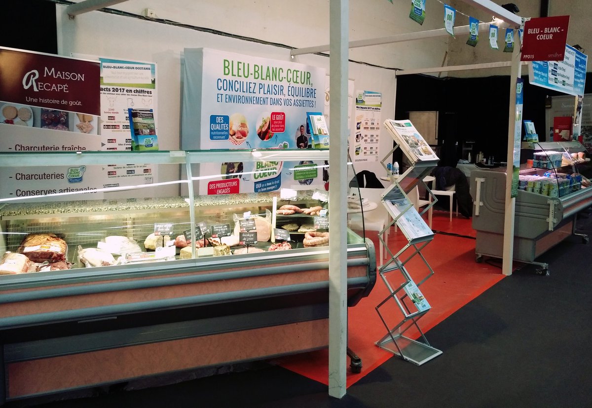Maison_Recape's tweet photo. Rendez-vous sur le stand @BleuBlancCoeur pour l'officialisation de notre partenaire La Pyramide en tant que #Restaurateur ambassadeur BBC au @smahrt2018 https://t.co/5YPaZzmsRm