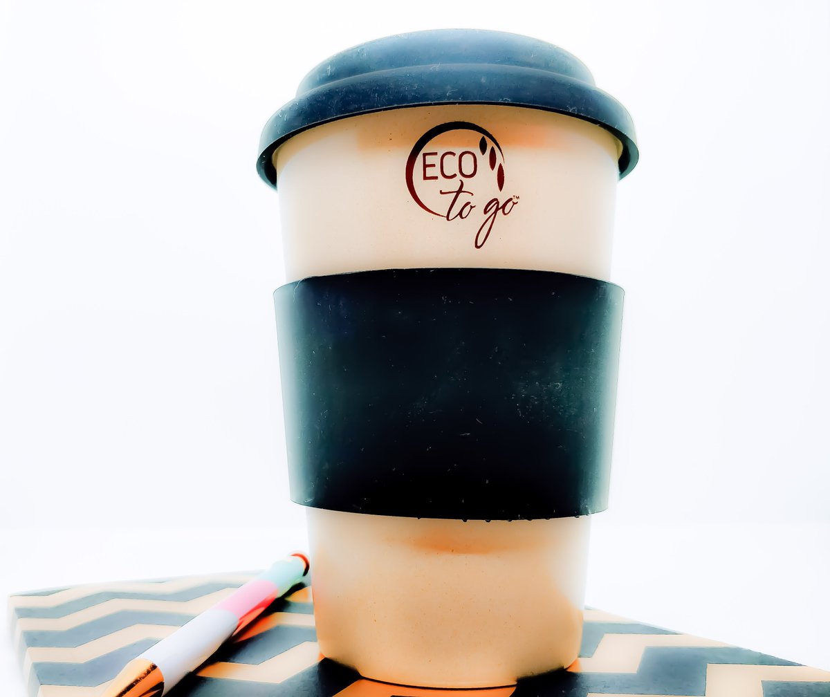 fsg_uk_eco's tweet photo. Q: Which 'Eco Cups' on the market are made from a waste byproduct♻️, contain zero plastic🌾and are biodegradable🌍?
A: This cup right here 👇👇👇🤟 #EcoToGo #ChooseToReuse https://t.co/t02qDdRk72