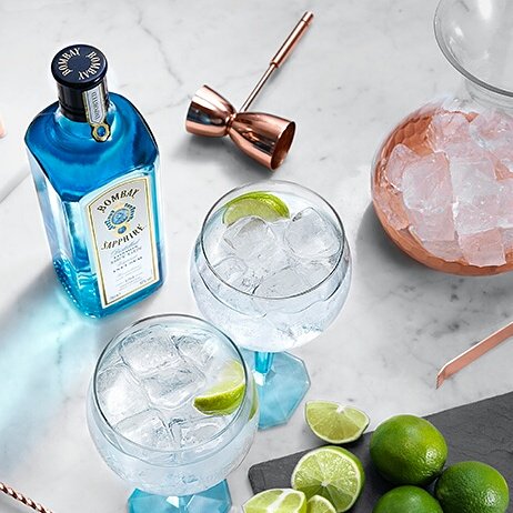 Book now for our Cocktail Pairing Supper Club - Thurs 15th March 6.30pm to 10pm, 4 course botanical banquet paired with 4 gin cocktails, £80 PP - visit the website to book bit.ly/2E5FFD3 #bombaydistillery #supperclub #eventprofs #cocktails #bombaysapphire