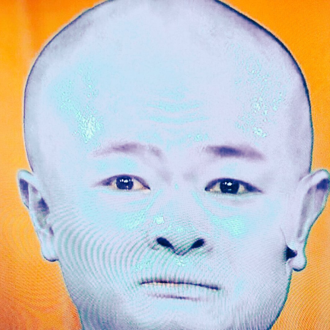 abarerukun's tweet photo. 今宵皆既月食らしいっす。 https://t.co/t3bUTYApLD