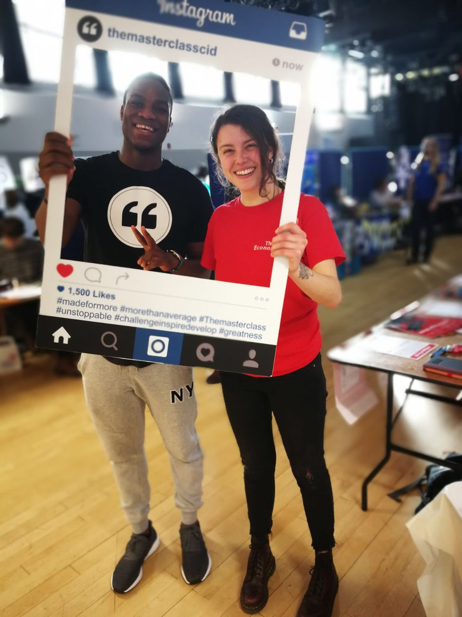 MasterclassCID's tweet photo. Super day at @LivUni Refreshers Fair @LiverpoolGuild. 100+ delegates signed up to #LIMITLESS yesterday alone. We are delighted &amp; can’t wait to see you on #28Feb2018 #LJMURedmondsBuilding. For more details, see link on bio ☝️
#MadeForMore #TheMasterclass #DefyTheOdds @LJMUAlumni https://t.co/oEXMVFPP5z