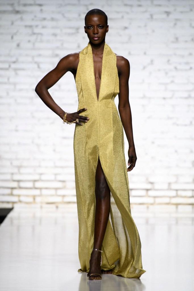 #Amber: drops of the #sun 

<a href="/PersechinoModa/">Atelier Persechino</a> fashion show!

#SabrinaPersechino #FashionShow #Designer #Rome #AltaRoma #AltaRomaAltaModa #FashionWeek #Roma