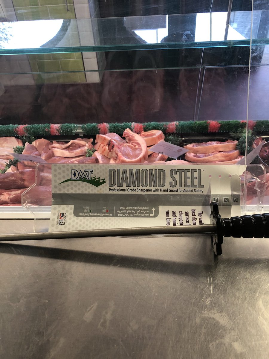 RHLeeTheButche1's tweet photo. New toy πππ #butcher #RHLee #wollaston #diamondsteel #sharpknives https://t.co/RBNMHjSTou