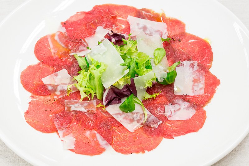 Boloniarestaura's tweet photo. Atrévete hoy con el carpaccio de ternera 😉

#boloniarestaurante #tdsgastrosevilla #atunrojoyretinto #Sevillahoy #restaurantessevilla #isladelacartuja #sevilla

 📷 @lapinzafoto https://t.co/xNkY2W9nBJ