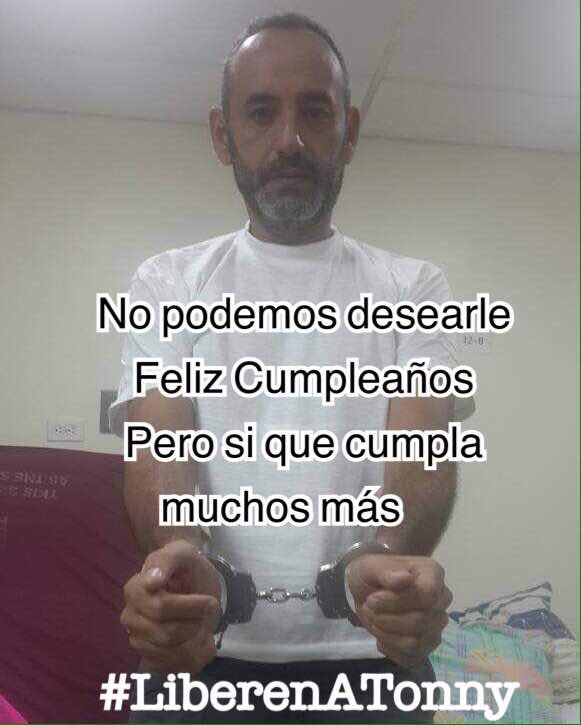 karinsalanova's tweet photo. Hoy #31Ene nuestro hermano @tonnyjreal esta de cumpleaños lleva 225 días DETENIDO en la Cárcel 26 de Julio por impulsar #LaMejorVzla y Amerita una #MedidaHumanitariaYA por salud
#LiberenATonnyR
#2018EnLibertad
#LiberenALosPresosPolíticos https://t.co/J2Nutmb6P8