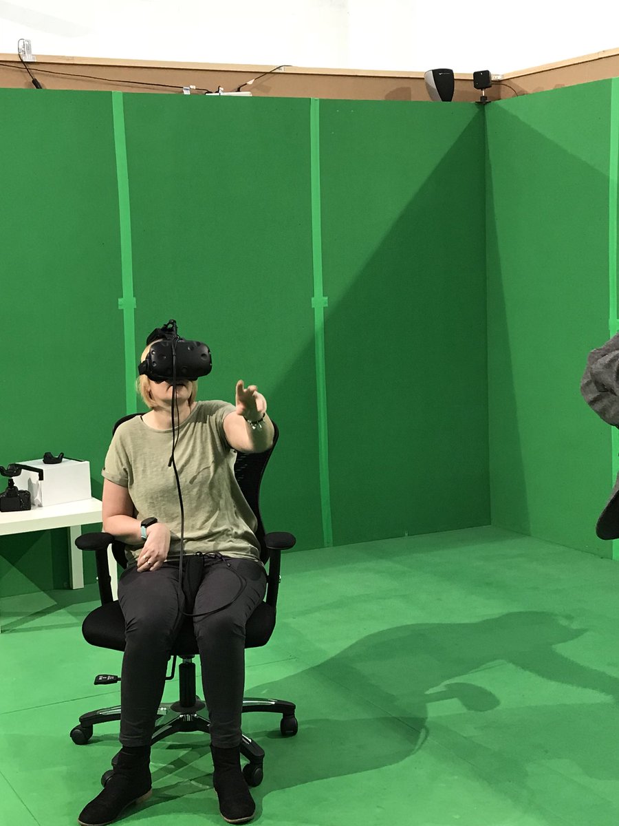 lararatnaraja's tweet photo. Exploring VR and sound for #Bluelightchallenge @STEAMhouseUK @claytonshaw @WestMidsFire @HolosphereVR @justin_wiggan @wearealcmy #steamhouse https://t.co/pMfP2oL5K1