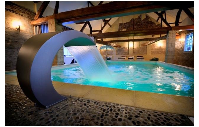 Casa Ciolina in Peer is een 5 sterren B&amp;B met 6, romantische tweepersoonskamers. De unieke vierkantshoeve herbergt tevens een privé wellness. Ideaal om te genieten met zijn tweeën! bit.ly/2n534NE