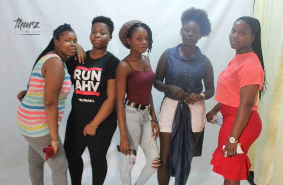 ToTheYoungsters's tweet photo. 2/4 Introducing the cast from the series
.
.
.
Crew (IG):
@brown_jhoesy
@bra_nii_gh
@vespar_klassik
@qweku_kherry
@qwodjo_tharz
@onc_studio https://t.co/uejsBrRVtQ