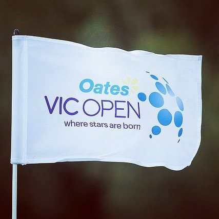 Its all happening down at <a href="/13thBeachgolf/">13th Beach Golf</a> with the 2018 @VicOpenGolf underway. #doyouevengolf #OatesCleansNest #equalityinsport #golf #OatesVicOpen