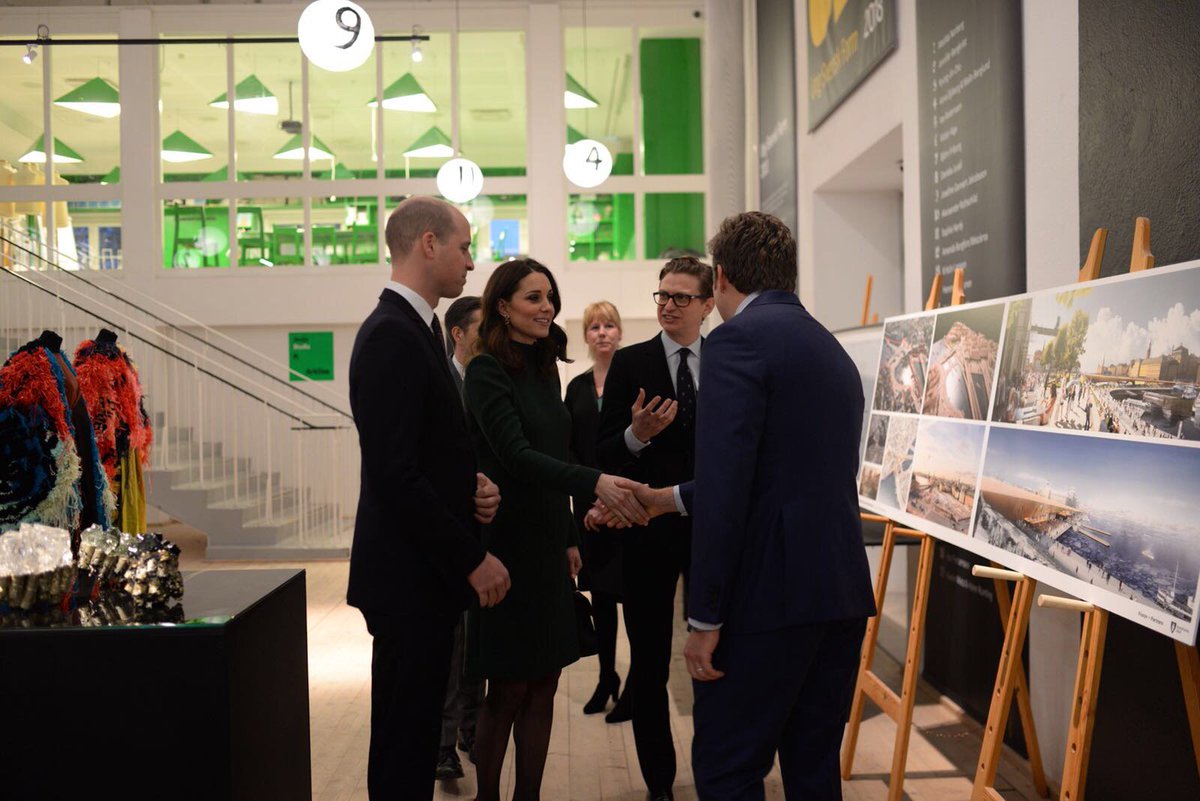 Hedrade över att utgöra ett av de tre svenska arkitektkontor som bjudits in till arkitekturutbytet i regi av <a href="/UKinSweden/">Brittiska Ambassaden Stockholm</a> och <a href="/ArkDesC/">ArkDes</a>, som lanserades under hertigparet av Cambridges besök igår kodarkitekter.se/nyheter/#kod-a… #ArkDes #RoyalVisitSweden #arkpol #bopol