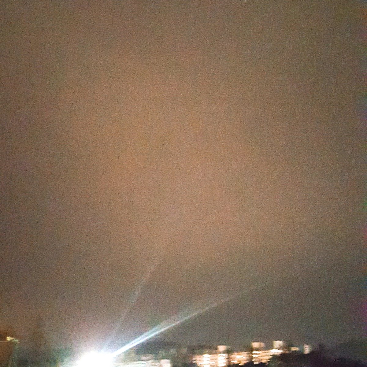 todaymoon_pic's tweet photo. 너무 흐려요😭😭😭 https://t.co/aevK0wpkFF