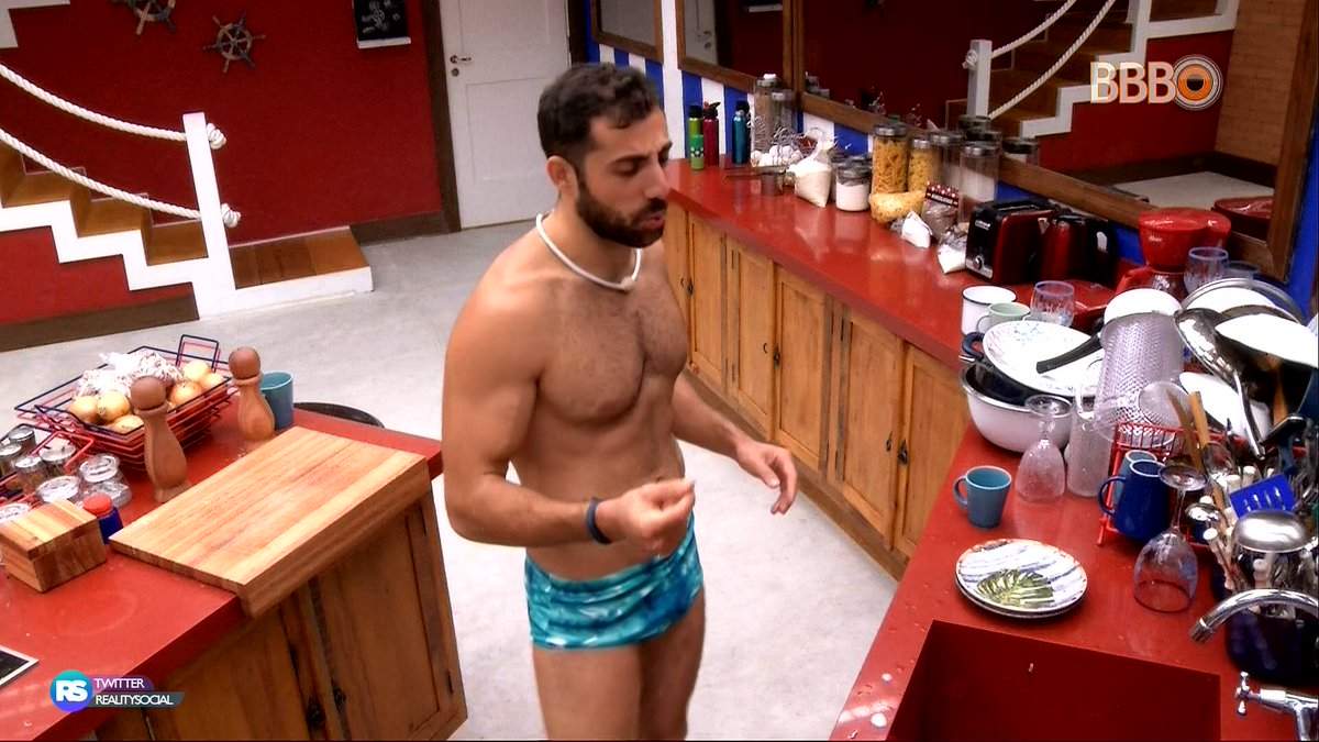 RealitySocial's tweet image. Kaysar falando sozinho: "Eu um dia tava me perguntando: pq vc acorda, cara, tão apaixonado, cara, tão feliz? Eu descobri que eu acordo apaixonado pela vida. Pq tu vive mais um dia, como diz o meu pai, 'aproveita filho, e fica feliz', e minha mãe, 'aproveita cada minuto'." #BBB18