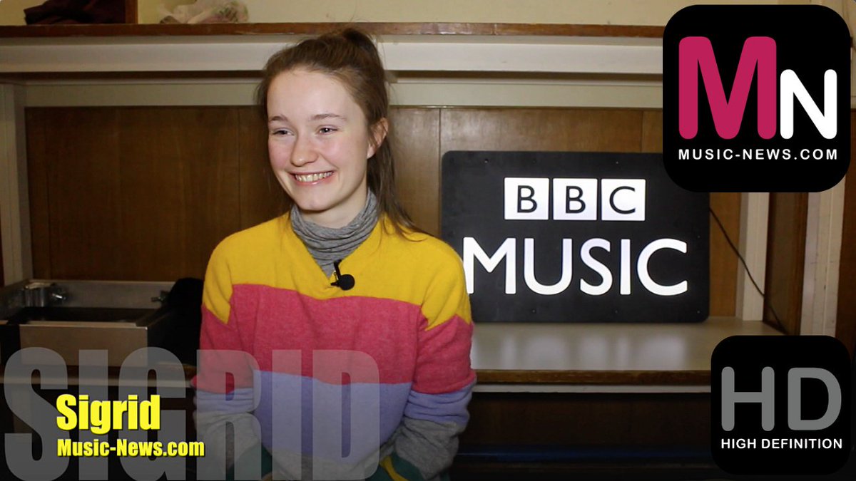 MusicNewsWeb's tweet photo. Sigrid #interview at #MaidaValeStudios for #BBCSoundof2018live @ThisIsSigrid @BBCMusic #BBCSoundof2018 winner #Sigrid https://t.co/n9OyX8ILh2 https://t.co/OFiHAtuEHG