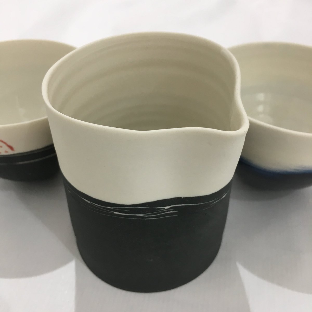 studio11hull's tweet photo. Valentine’s 🎁 here #buylocal #handmadeinHull #ValentinesDay2018 #artistmakerspace #ceramics #glass #contemporaryart @FruitMarketHull @2017Hull @CraftsCouncilUK https://t.co/Gvc1DQBE11
