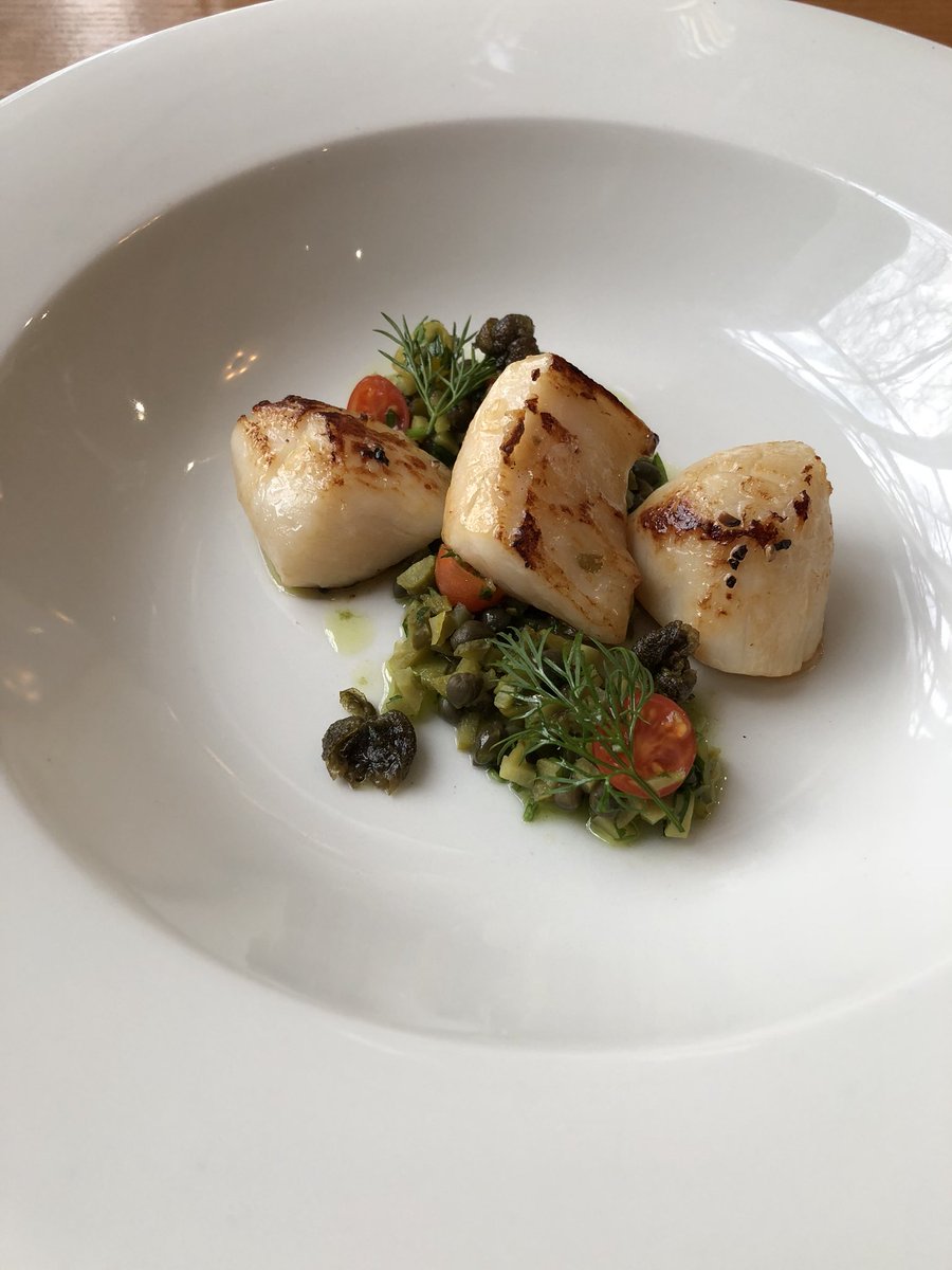 Proud stepdad Olivia serving lunch at <a href="/Westking/">Ricardo Reys West King</a>. First course seared scallops with capers and tomberries Have to confess had to ask Olive  what they were (tiny tomatoes ) Excellent <a href="/sasstein/">Sarah Stein</a>
