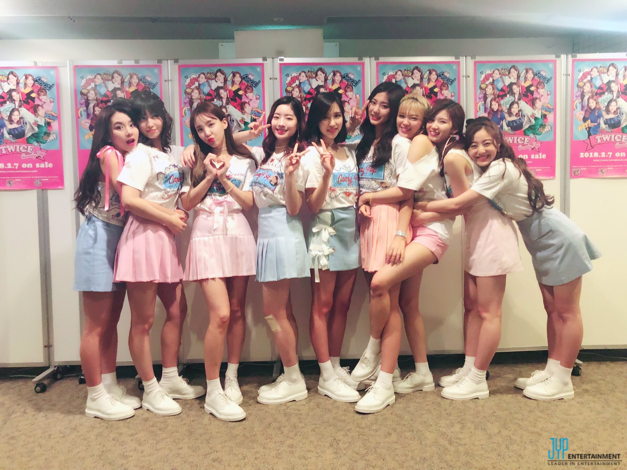 TWICE LIVE TOUR Candy Pop ライブフォトトレカ コンプ TWICE CandyPop ライブフォトトレカ コンプセット｜Yahoo!フリマ