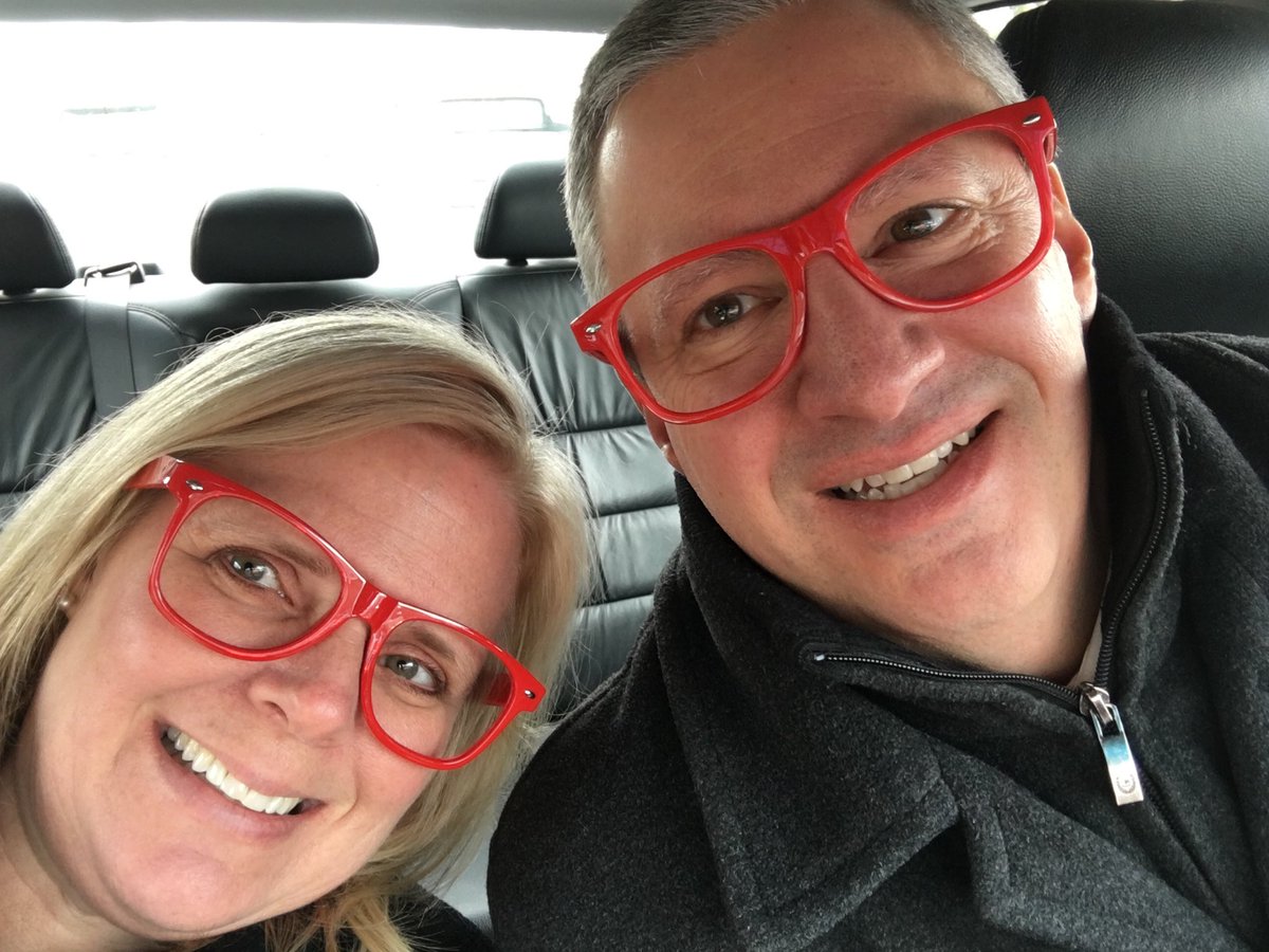 dfaber7's tweet photo. The #redglassesmovement in memory of Audrey Jandernoa. https://t.co/2RUhRvFPP0