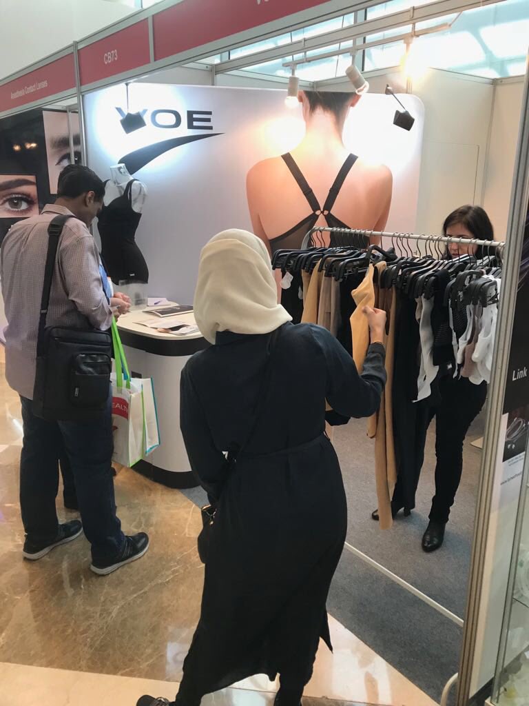 RecovaPostSurge's tweet photo. #ArabHealth VOE compression
FIND US TODAY IN DUBAI ARAB HEALTH
From January 29th to Feb 1th, 2018
BOOTH CB73
Looking forward to meeting you!
#voeslim #voe #compressionpants #compressiongarments #postsurgicalgarments #postsurgicalbra #postsurgerygarments #recovapostsurgery https://t.co/u3fFy2sTiQ