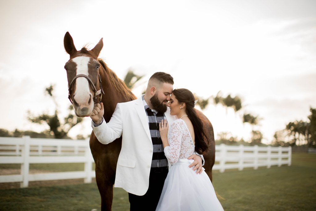 Engagement Session | Alex &amp; Bianca | Homestead, FL youpicimages.com/2018/01/31/eng…