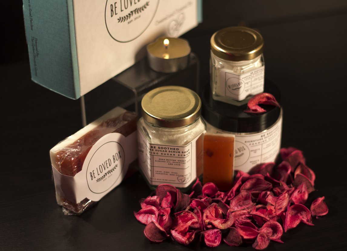 BelovedBoxCo's tweet photo. This Valentine's Day, let our all-natural soap and foaming sugar scrub give life to a basic shower!
#belovedbox #beseduced #ValentinesDay #valentinesdaygifts #ValentinesDay2018
https://t.co/uqwRKbuorW https://t.co/qTaVCvgSBi