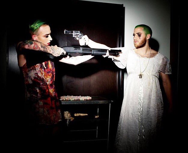 the life of a troubadour