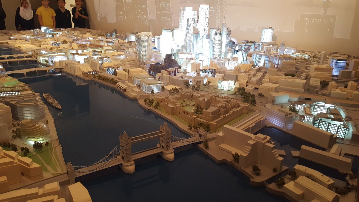 SchoolSouthwold's tweet image. As part of ‘Work &amp;amp; Enterprise Week’ Year 5 visited the City of London, Architecture Gallery. They looked at one of the most unique models of the borough and how it reflects the past, present and future of London. @LDNArchitecture #architecture #LoveLondon 🏡🏢🏡🏢🏡🏢