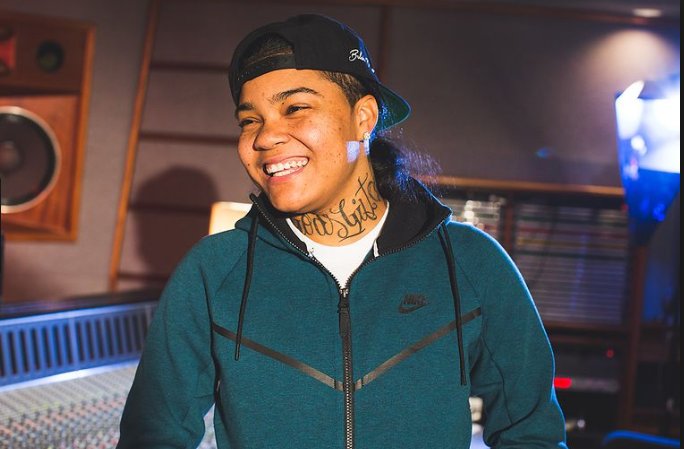 paigebibik's tweet image. Your smile is amazing, your smile makes me smile, your smile brightens up the world, your smile is beyond sexy and perfection, you’re star don’t let anyone tell you you’re not  @YoungMAMusic