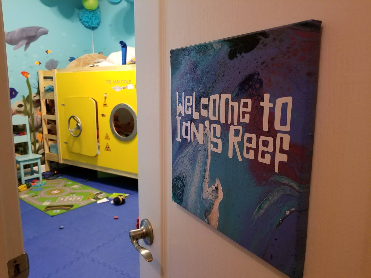 constancegifts's tweet photo. Made a acrylic pour cell painting sign for Ian's bedroom. Turned out sooo Cool! Making another one soon!!

#acrylicpour #art #artwork #sign #artist #constanceandcole #customgifts #bedroom #bedroomsign #blue #paint #painting #boysroom #boysroomsign #kidssign #decor #design #room https://t.co/S6Lbbgtdmu