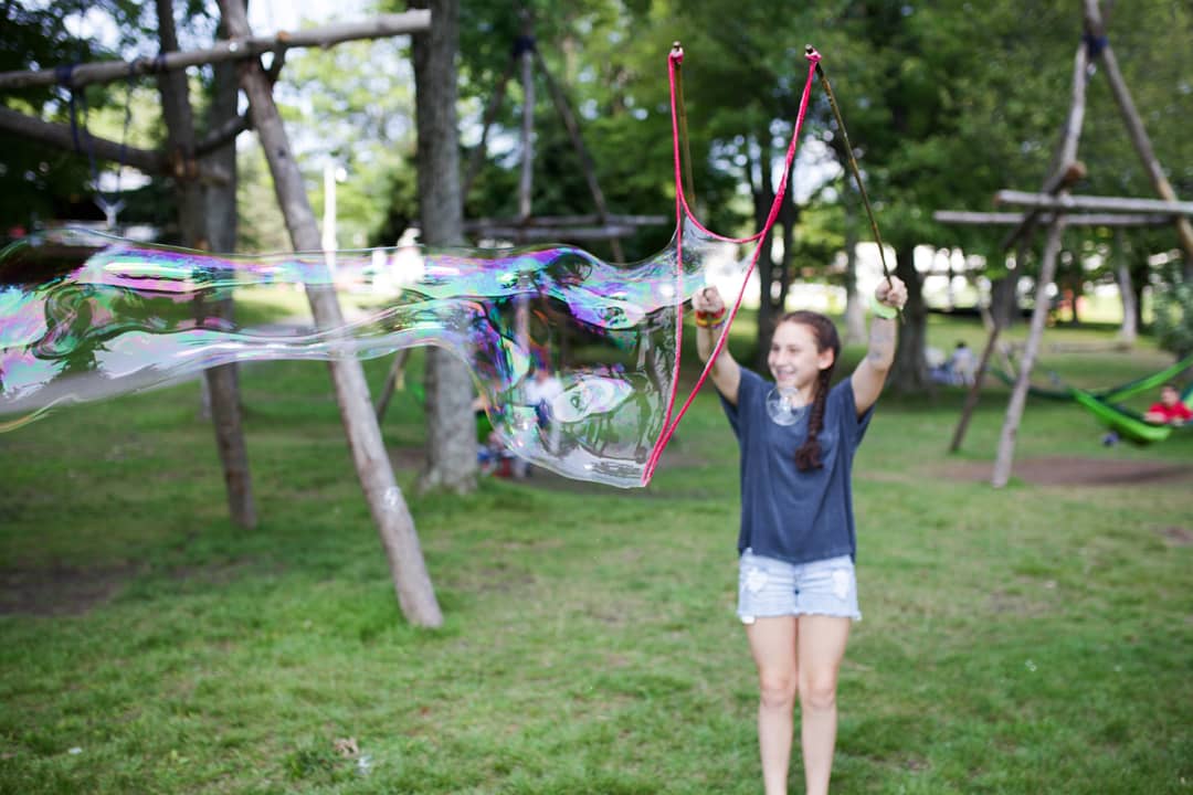CampZeke's tweet photo. When you wish you were back in the camp bubble.
#bubbles #bubble #bubblemaking #bubbleart #campzeke #jewishcamp #summer #camp #campzeke #njcamps #nycamps #pacamps #nysummercamp #njsummercamp #pasummercamp https://t.co/ck5aw15X9I