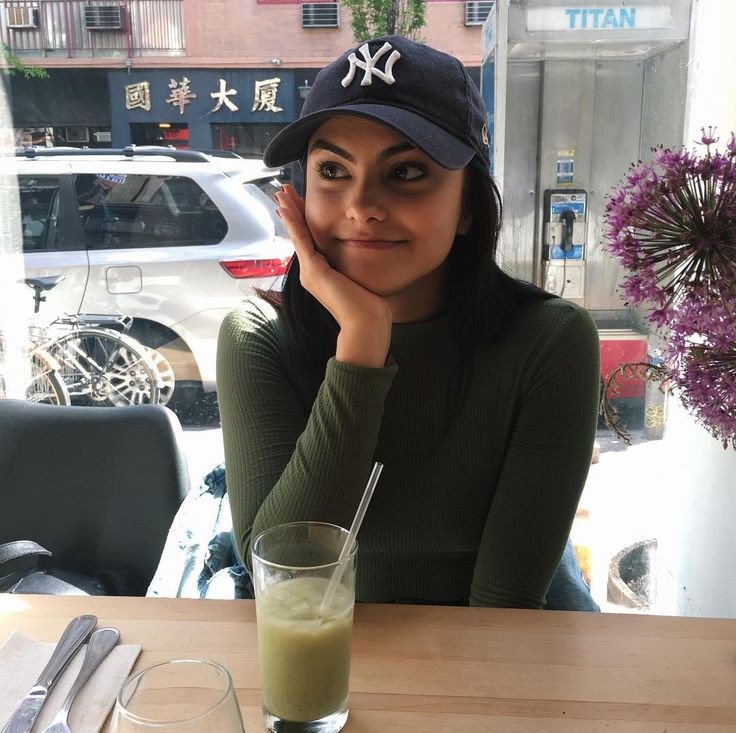 flyqirl's tweet photo. Çok güzelsin babe  😍❤ #CamilaMendes #Riverdale https://t.co/TmRYglyk9w