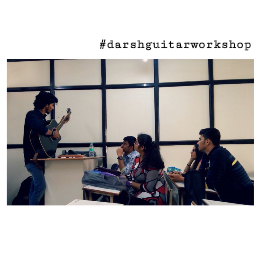 darsh_music's tweet photo. Awesome experience spending time with great audience
#darshguitarworkshop #learning #perfect #perfection #practice #ambition #goals #lessons #acousticguitar #guitarworkshop #chords #theory #tabs #staffnotation #notations #students #learnigprocess #progress #teacher #respect https://t.co/CEEgobKTBf