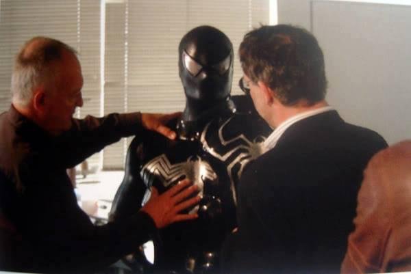 This picture shows early costumes tests for Spider-Man's black suit that were far more comic accurate.