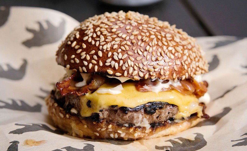 BYOIE's tweet photo. This looks incredible!! @Burgerdudes #BurgerTime https://t.co/Jmhv9Czs3M
