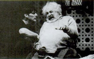 ClearShakes's tweet photo. RIP Louis Zorich. Here he is in 1991 as Falstaff in Henry IV at @PublicTheaterNY opposite @ImThomasGibson as Hal. https://t.co/tUyeesovXW