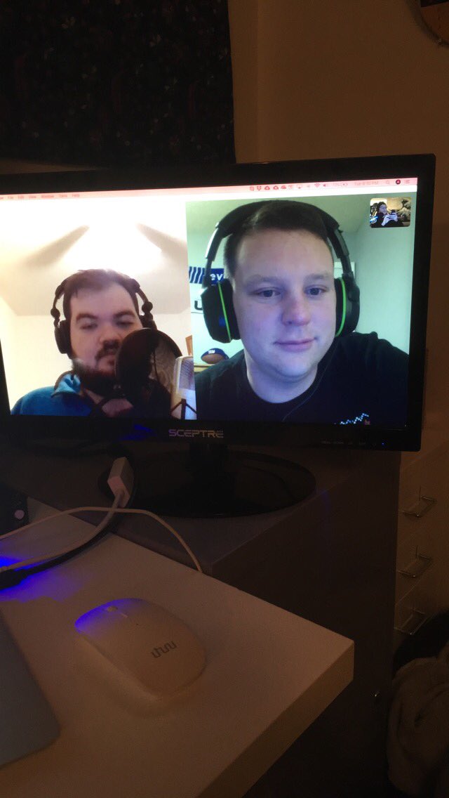 UTB_Pod's tweet photo. Yo we had @TheGreatFratski on last night, will be up l8r this week. Catch up on last weeks episode with @MichaelRobnalt and the #aroundtheworldchallenge here:  https://t.co/63v5XTkkNN https://t.co/QSxgqfyNFw