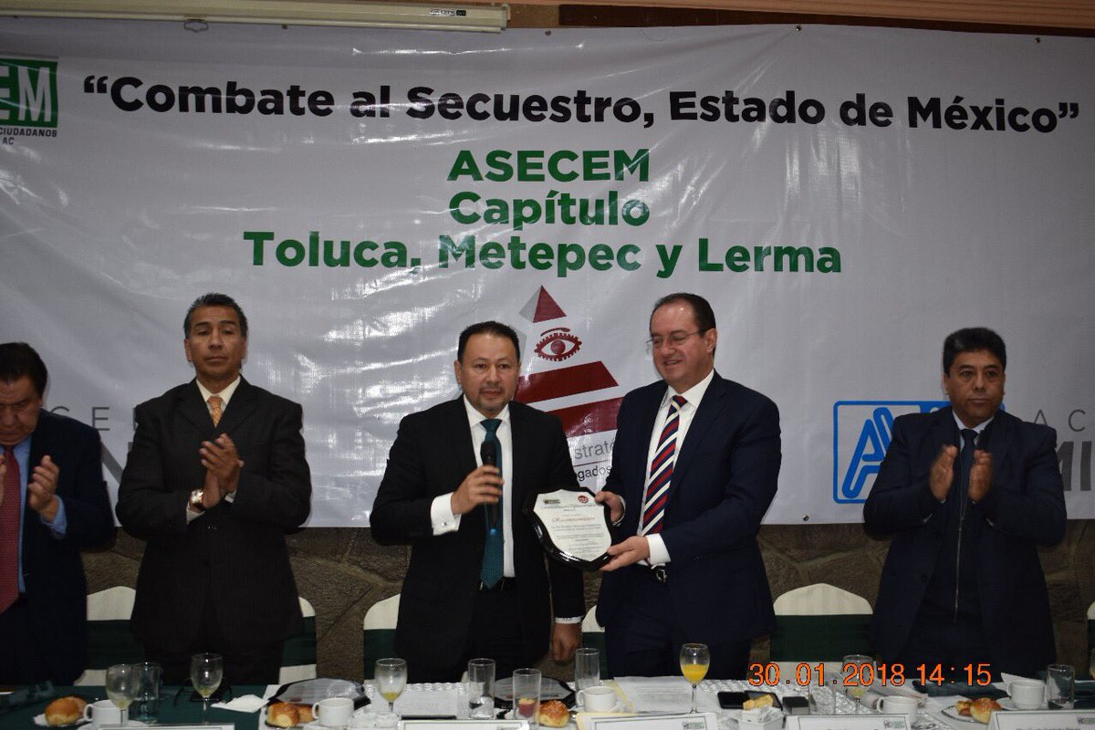 MillanJorgeL's tweet photo. @FiscalEdomex @ASECEM_TOLUCA excelente exposición de la FGJEM con sector empresarial en prevención y avances en combate al Secuestro. https://t.co/aNoh0HXHDJ