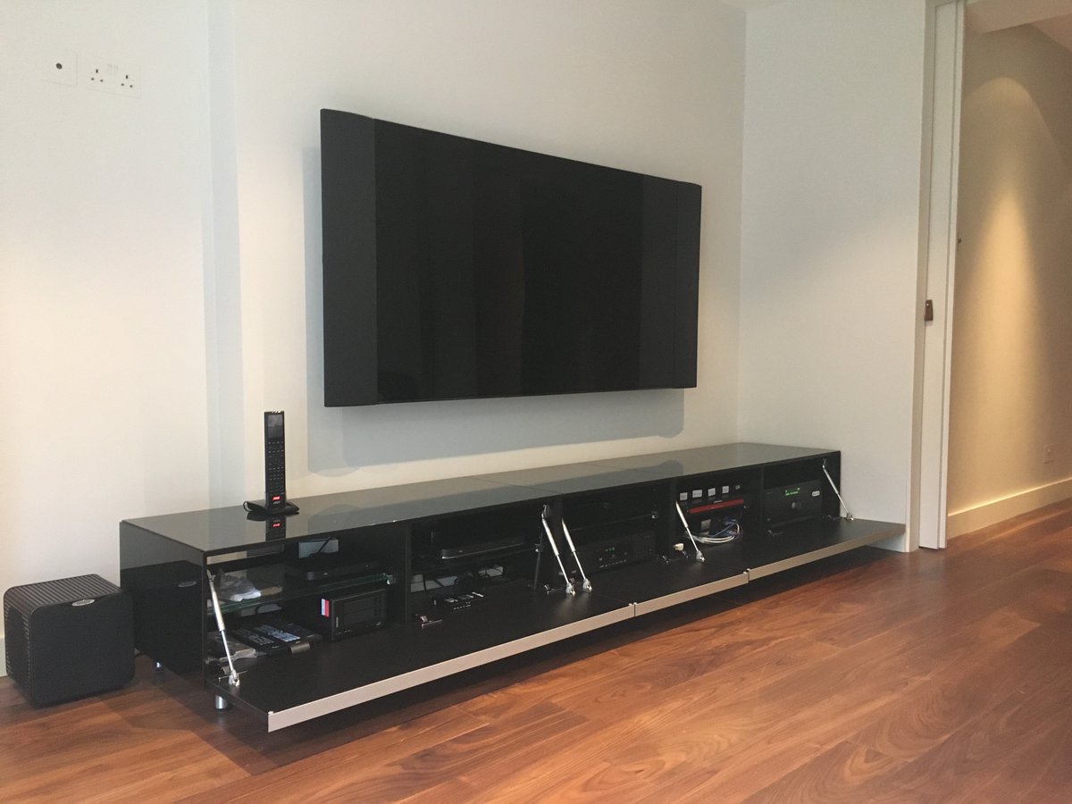 A tidy little install using the very sexy #spectral #Cabinet  #AV #Home #Cinema